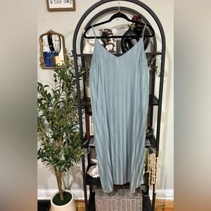 Danskin Gray and Green Sleeveless slip midi Dress size Xl